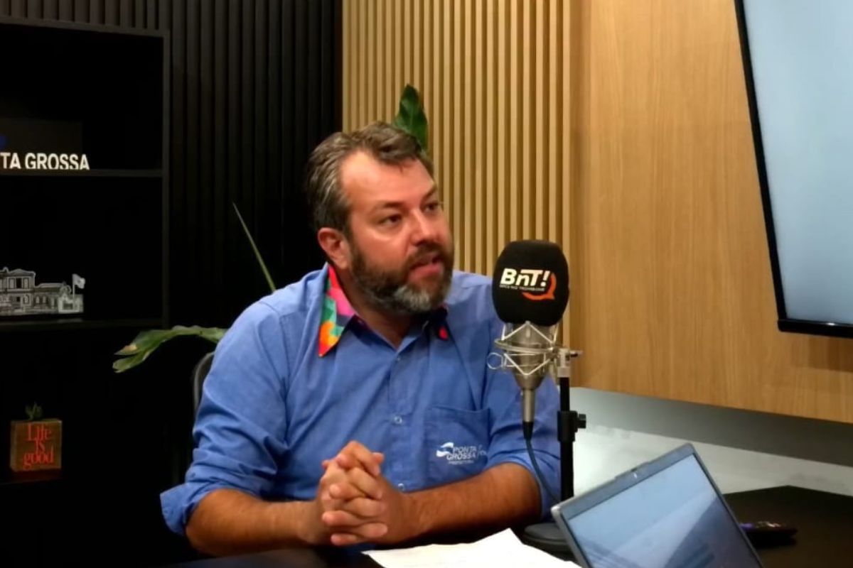 Carnaval 2026 em Ponta Grossa: secretário detalha blocos, escolas de samba e novidades da programação