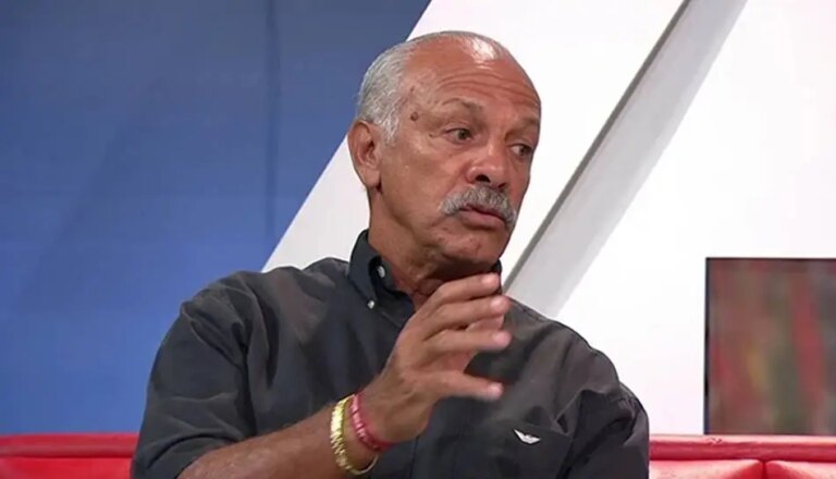 Torcida do Bahia se revolta com comentário de Júnior durante transmissão